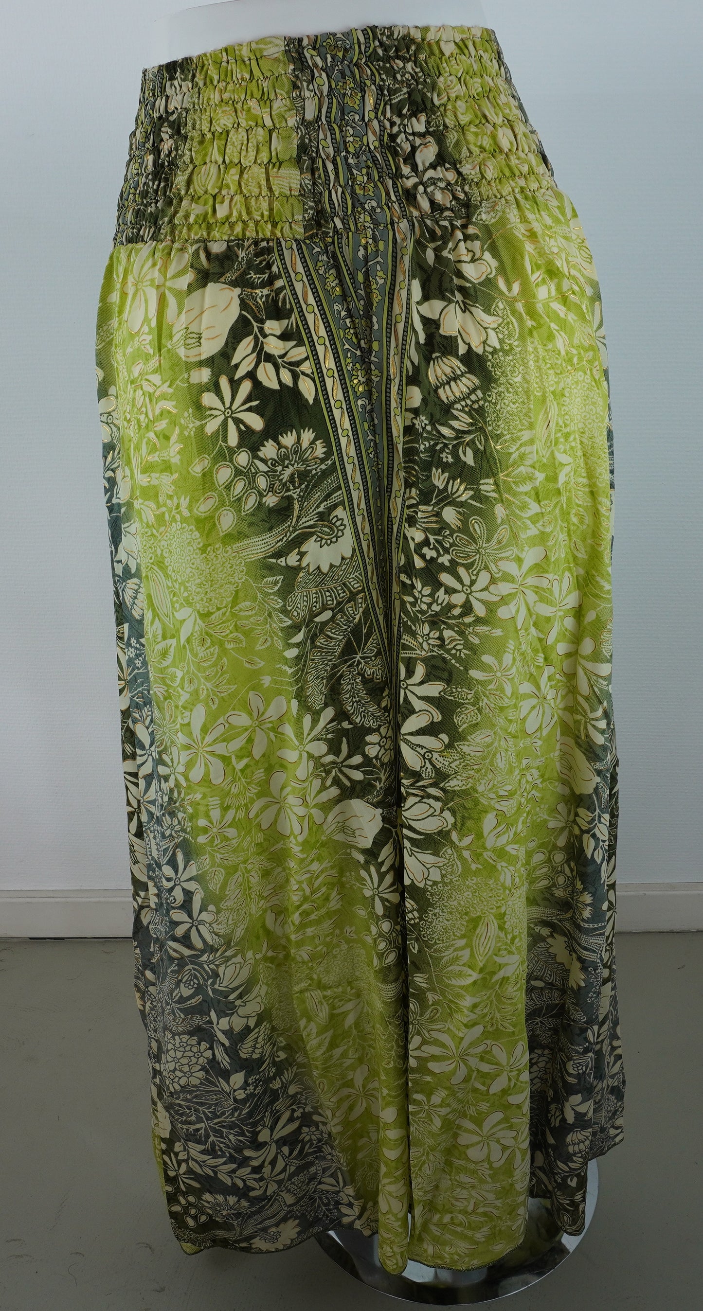 Palazzo Hose – Seide & Viskose | Floraler Boho-Print in Grün