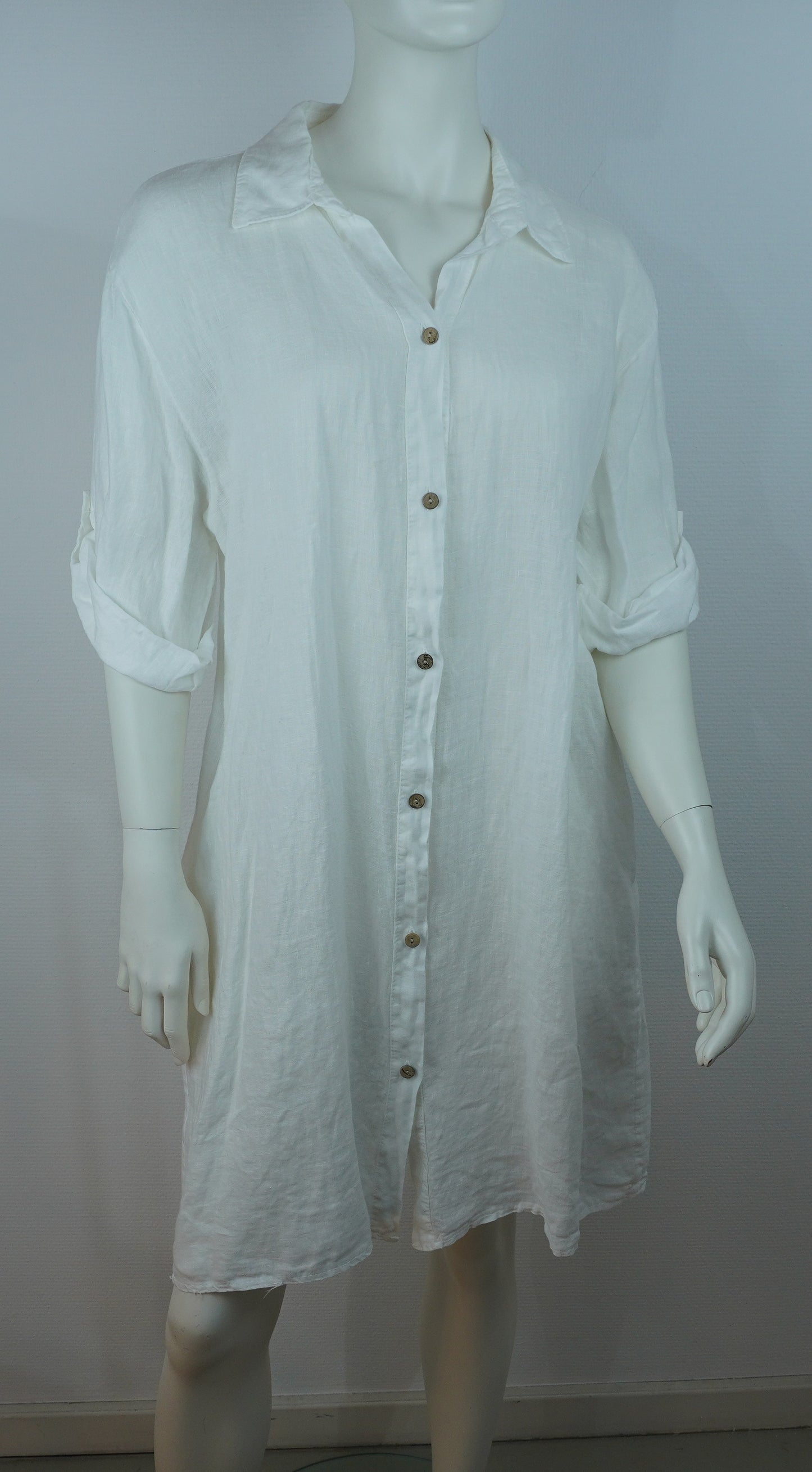 Leinenkleid Weiß – Knopfleiste, Locker Fallend, Oversize Sommerlook