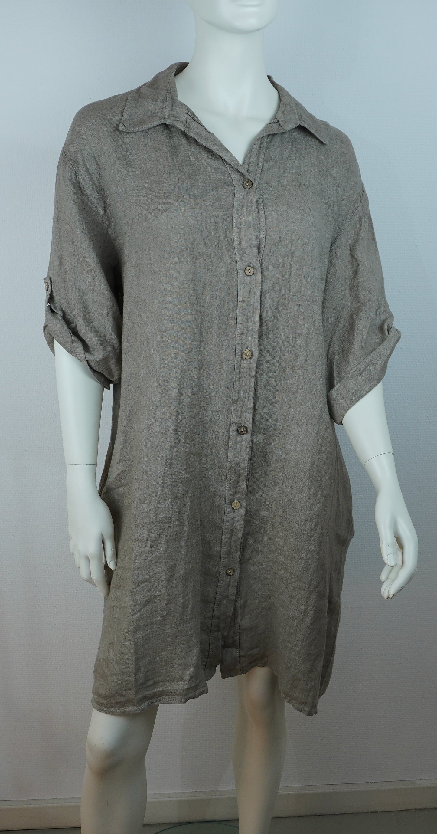 Leinenkleid Greige – Knopfleiste, Locker Fallend, Oversize Sommerlook