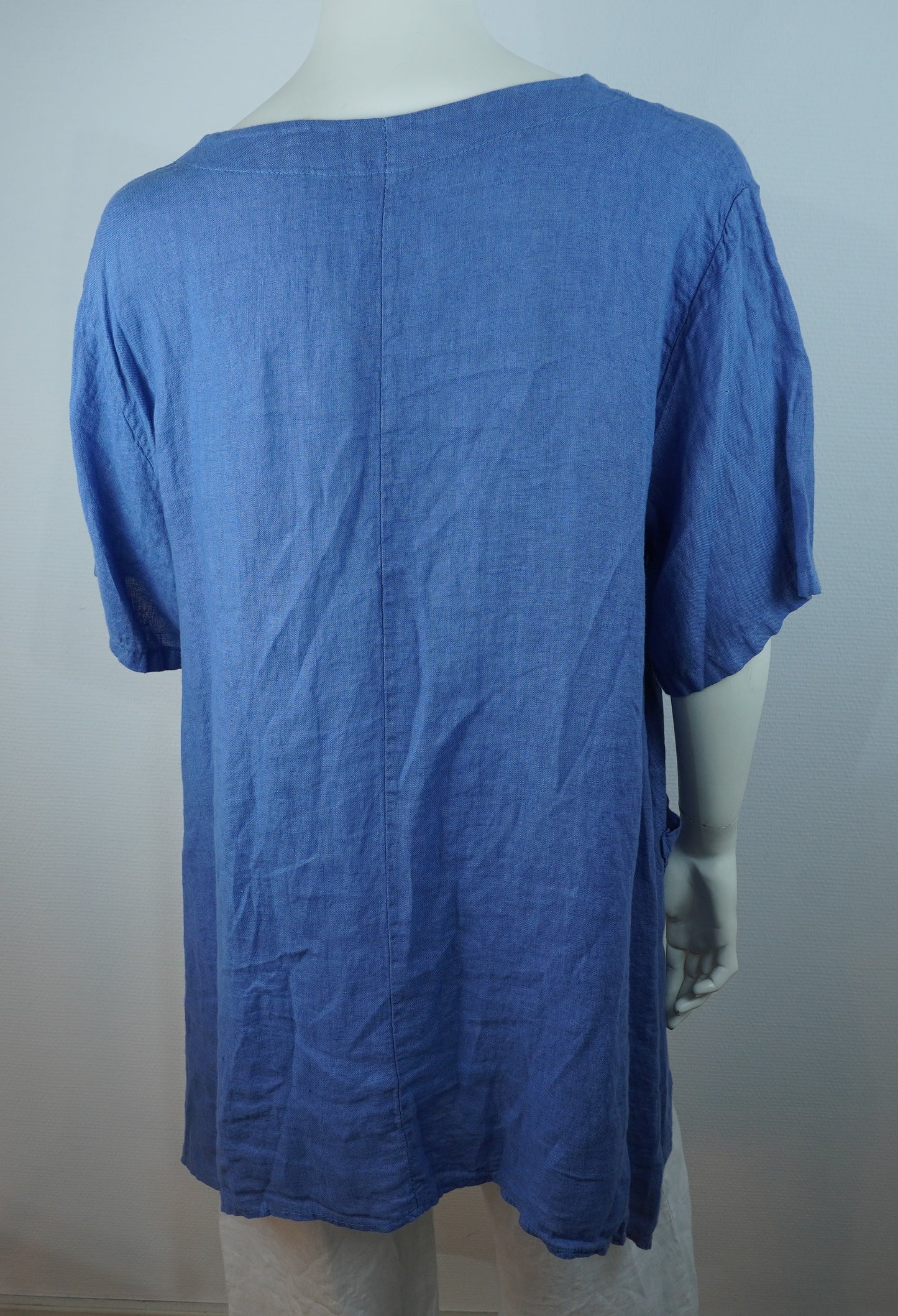 Leinen-Tunika Kornblumenblau – 3/4-Arm, Zwei Fronttaschen, Asymmetrischer Saum