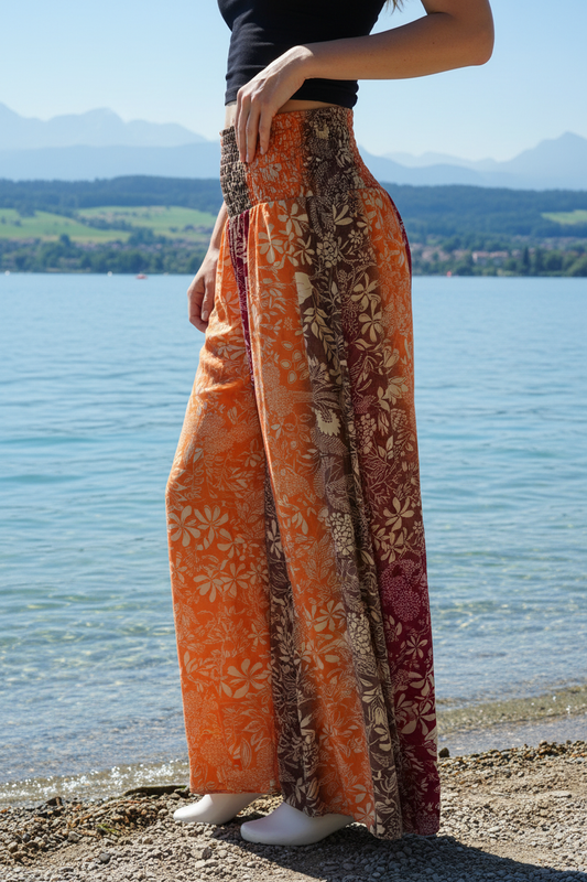 Palazzo Hose orange-bordeaux – Seitenansicht am Bodensee