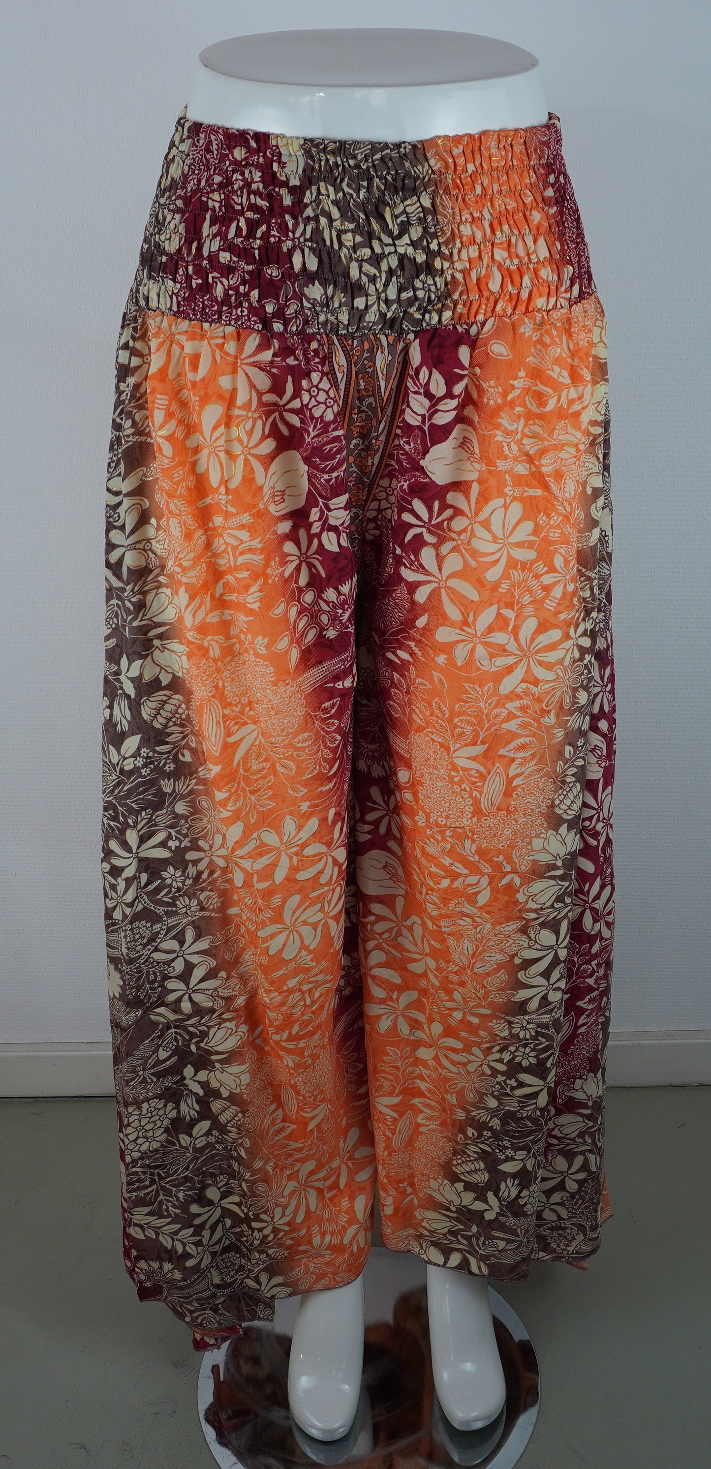 Palazzo Hose – Seide & Viskose | Floraler Boho-Print in Orange/Bordeaux