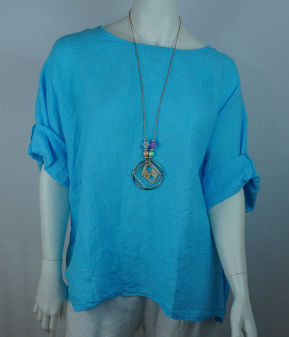 Leinen-Oberteil Türkisblau mit Boho-Kette – Kurzarm, Locker, Sommer-Set