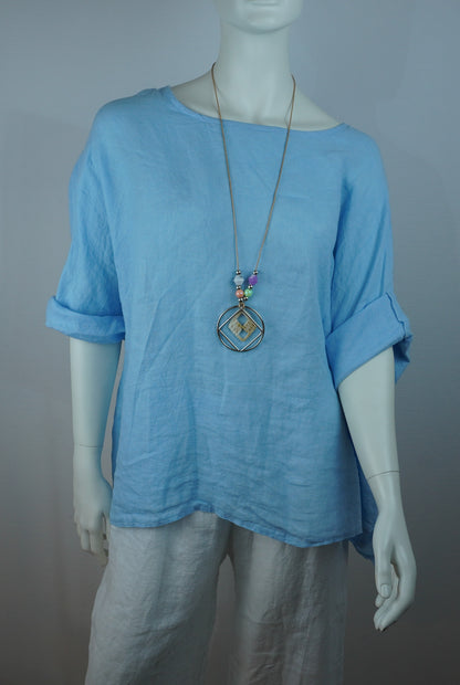 Leinen-Oberteil Hellblau mit Boho-Kette – Kurzarm, Locker, Sommer-Set