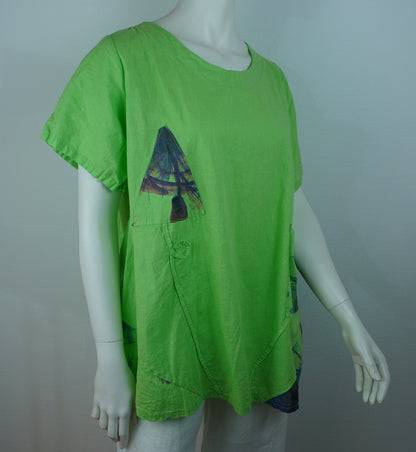 Leinen-Shirt Grün mit Kunstdruck – Kurzarm, Fronttaschen, Boho