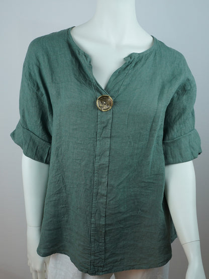 Oversize Leinenbluse 100% Leinen – mit dekorativem Statement-Knopf, Salbei