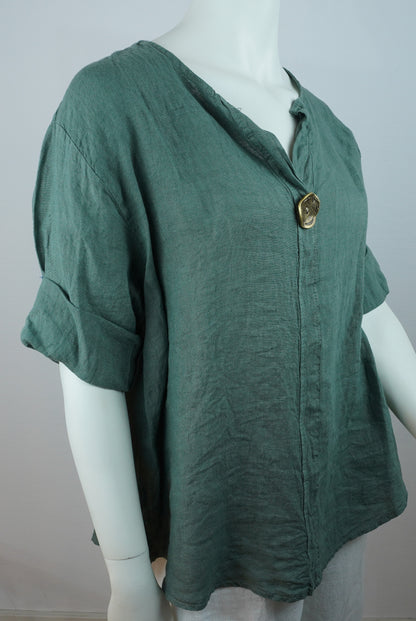 Oversize Leinenbluse 100% Leinen – mit dekorativem Statement-Knopf, Salbei