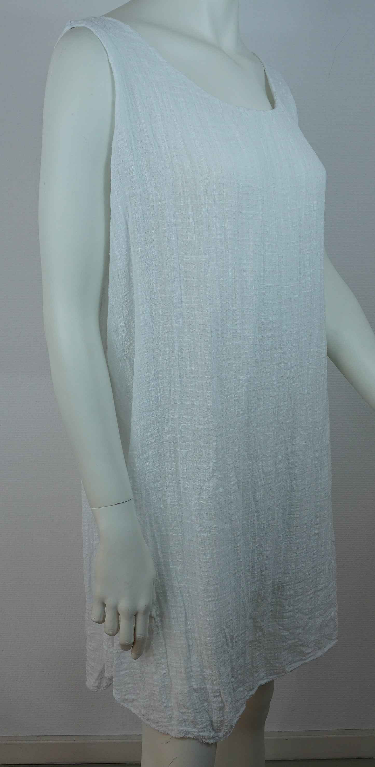 Sommerkleid 100% Baumwolle – Weiß, ärmellos, Crinkle-Look