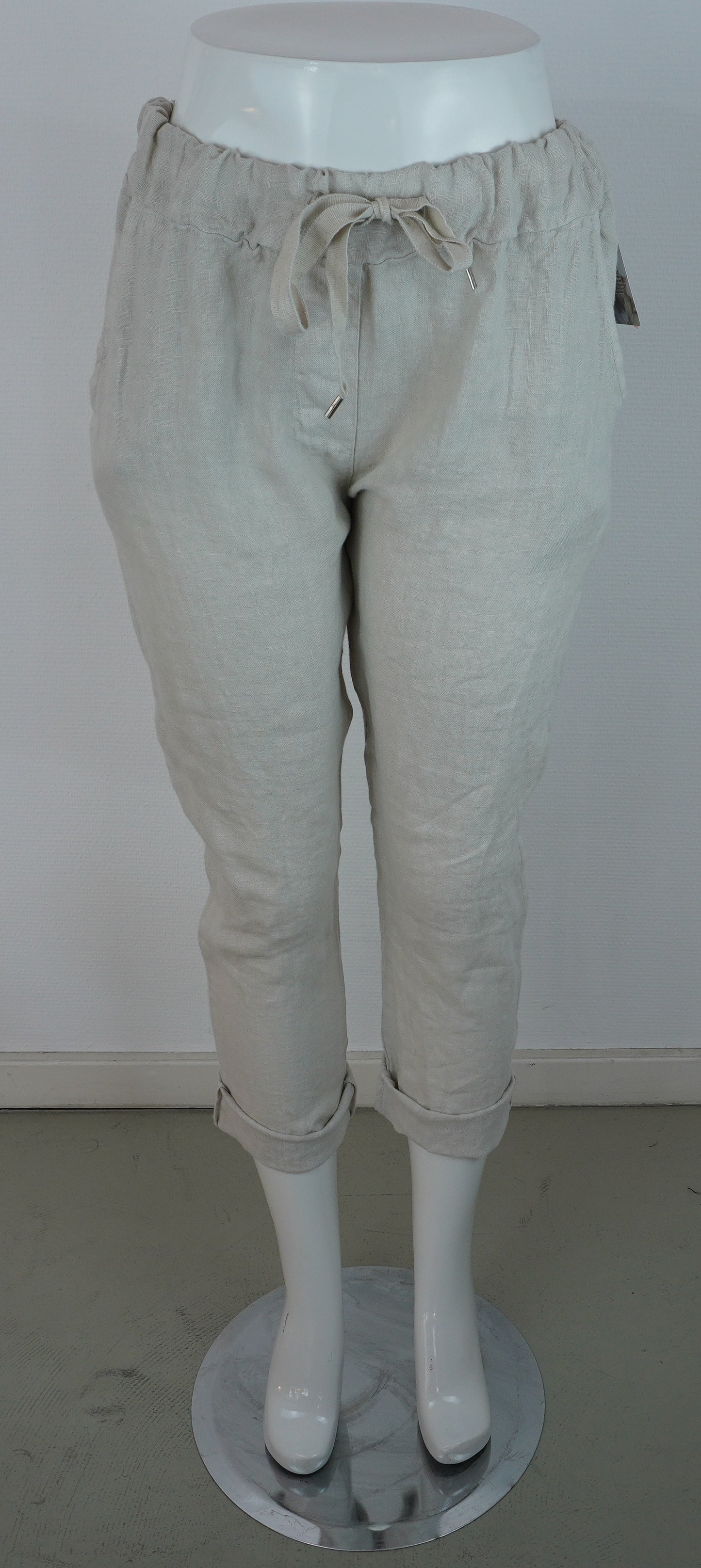 Caprihose 100% Leinen – Sand, elastischer Bund, Sommerlook
