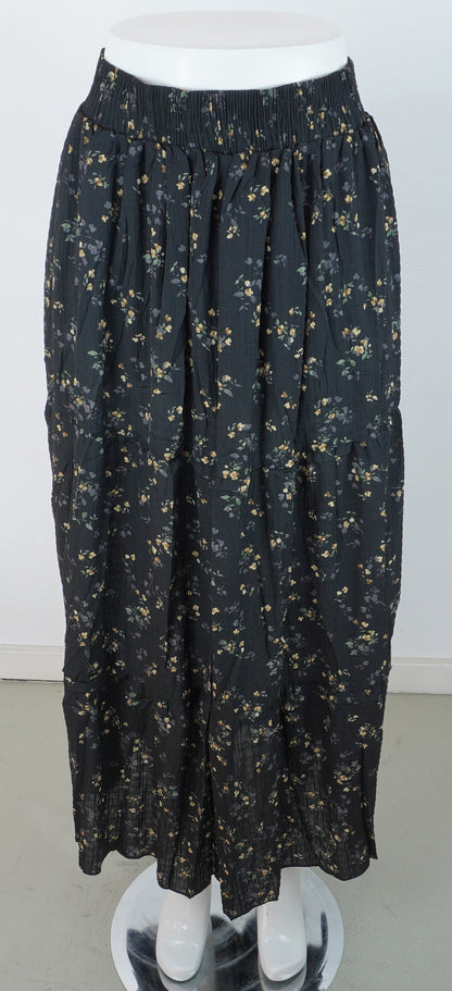 Sommerrock 100% Viskose – Schwarzer Blumenprint, Stufenrock mit Gummibund
