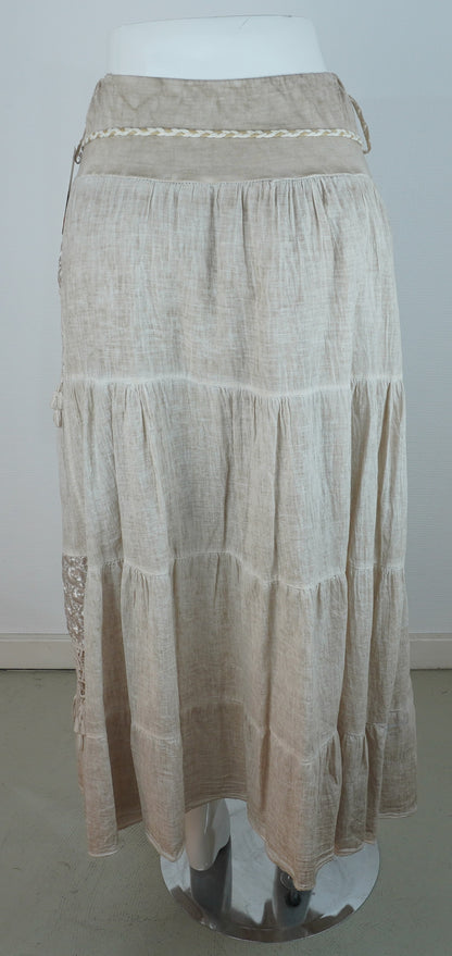 Boho-Rock Beige/Sand – Spitze & Häkeldetails, Stufenrock mit Quastengürtel