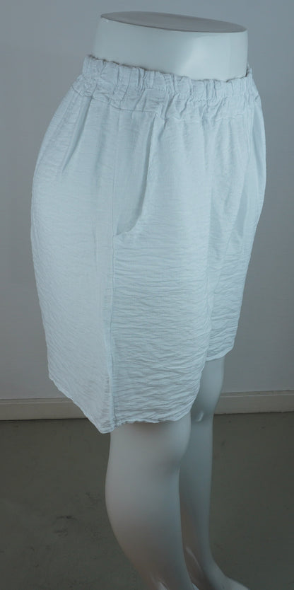 Leichte Sommer-Shorts – Weiß