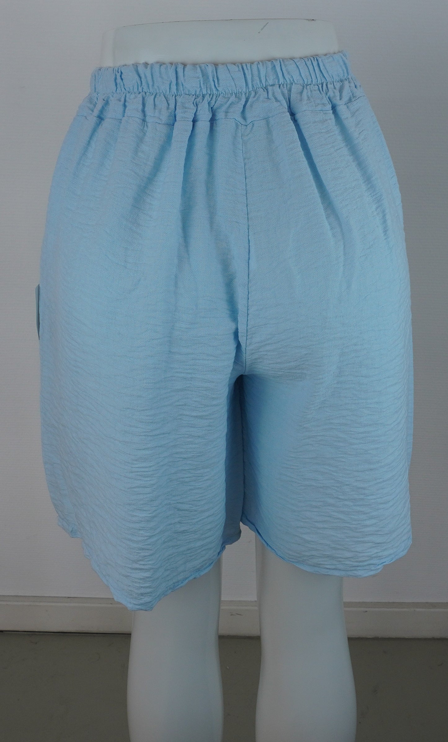 Leichte Sommer-Shorts – Hellblau