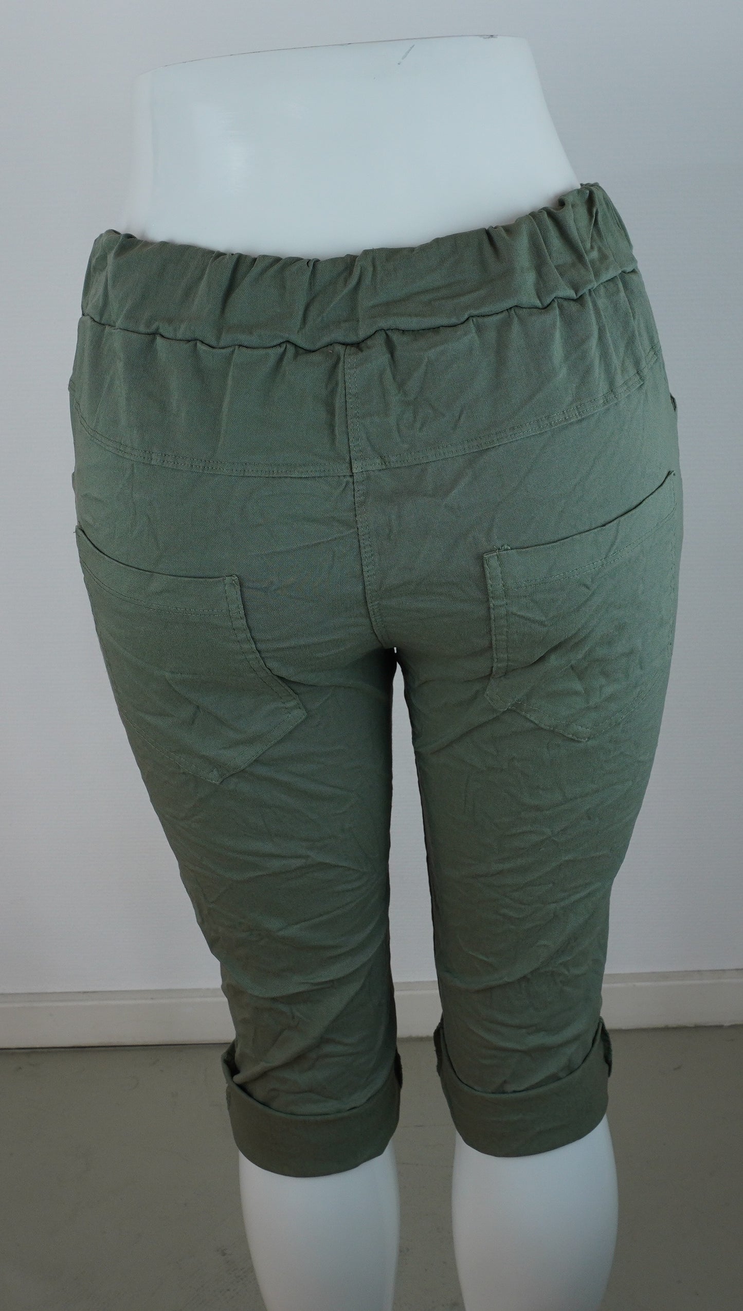 Leichte Sommer-Shorts – Khaki/Olive mit Print