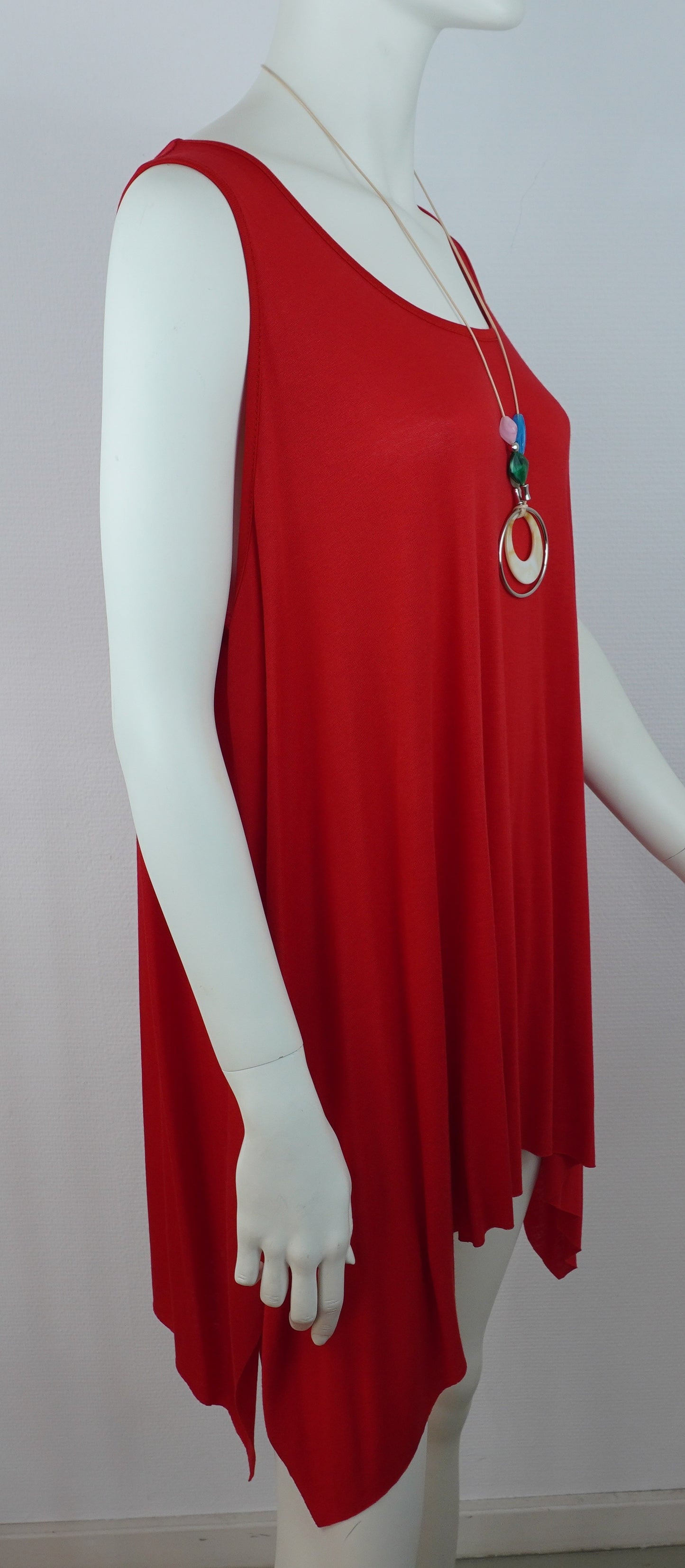 Asymmetrische Tunika / 95% Viskose 5% Elastan – Rot
