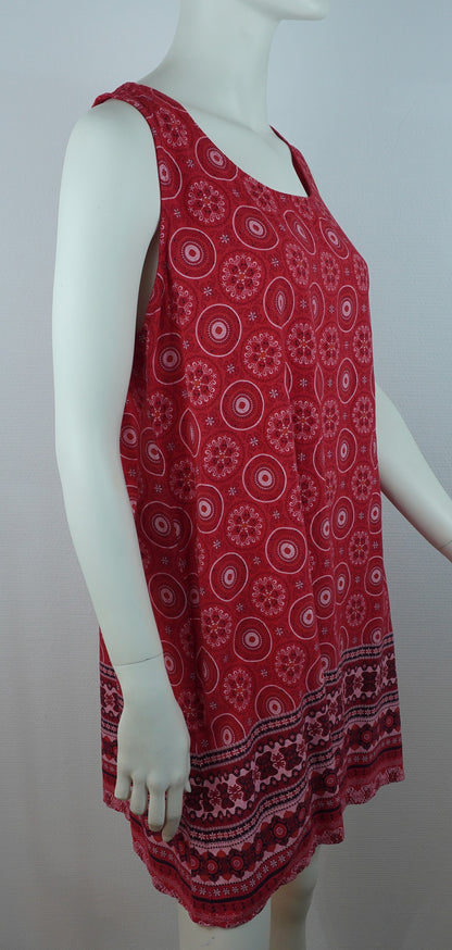 Kleid mit Ethno-Muster / 100% Viskose – Rot/Bordeaux