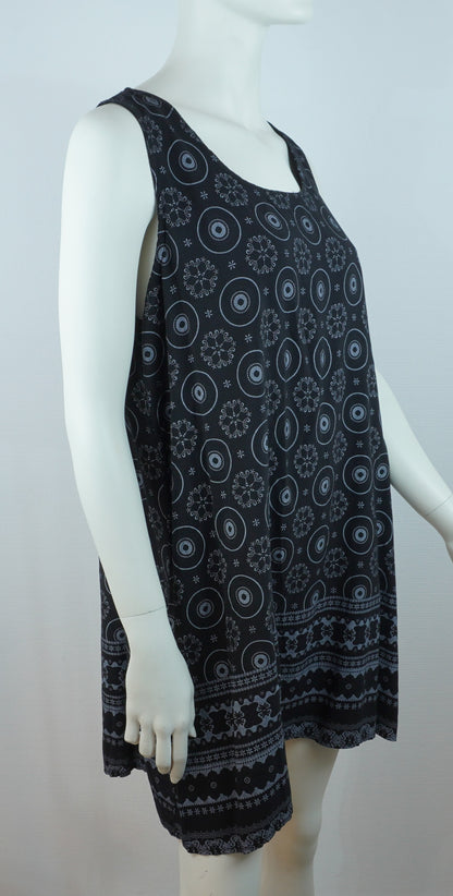 Kleid mit Ethno-Muster / 100% Viskose – Schwarz/Grau