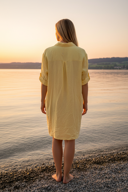 Leinenkleid Gelb – Rückenansicht Bodensee