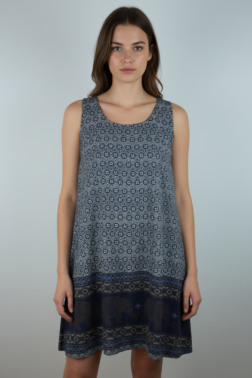 Kleid Ethno-Muster Navy – Model Front